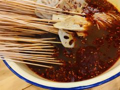 -拈签一笑黄牛肉辣卤串串