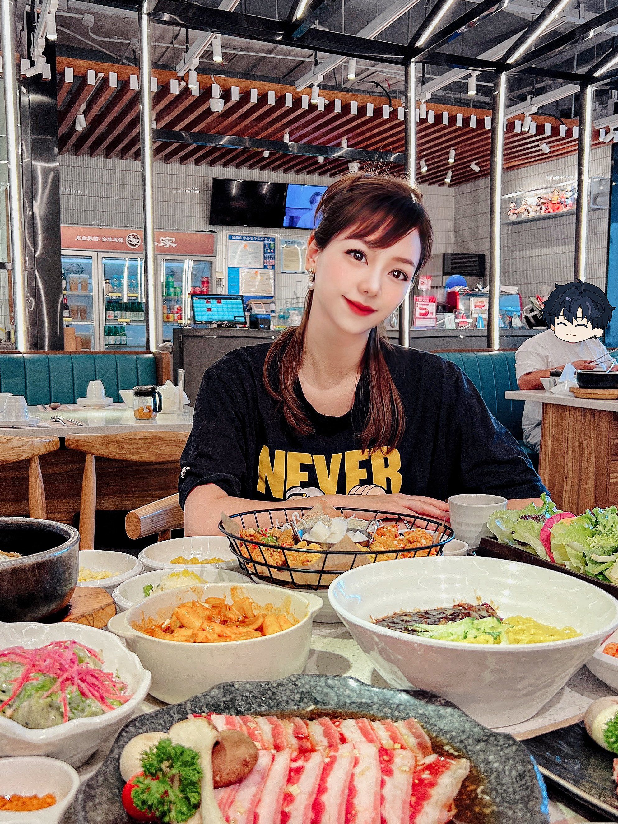 炸鸡新潮流:梨泰院三拼引爆味蕾99