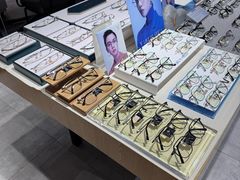 -斯维卡眼镜林·蔡司视觉合作店(青浦宝龙广场店)