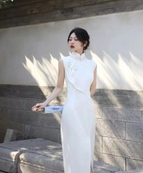 -租旗袍租礼服馆