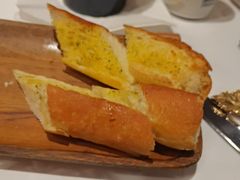 蒜蓉面包-哈拉硕俄式西餐