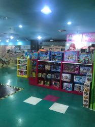 -汤姆小鸟(无锡宝龙广场店)