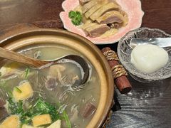 -古都历食南京菜·烤鸭·鸭血粉丝·汤包(南京博物院店)