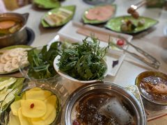 -一叶一世界·素食餐厅(锦华万达店)