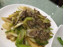 -巴扎美食·新疆菜·西域歌舞表演餐厅(新疆大厦店)