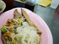 -榮泰米粉湯(Left Shop)