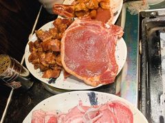 -阪尚皇·原切牛排·烤肉火锅自助(北京路店)