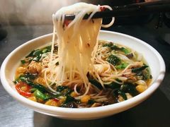 -文山荷鲜居(翠湖店)
