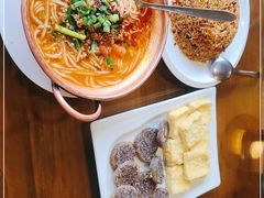 -88号小吃店·经典云南菜·地道纳西美食