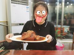 -巷子深菜馆·津门肘子(滨海店)