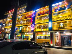 -蚝火爆·烧烤餐厅