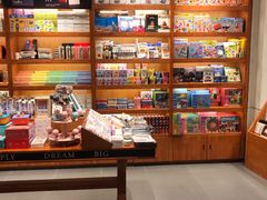 -西西弗书店&矢量咖啡(凯德晶萃广场店)