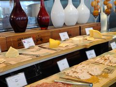 -圣丰索菲特·2 On 988 Café 自助餐厅