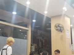 门面-江城燕子大排档(江汉路步行街店)