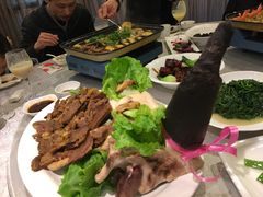 鸿运牛气冲天-紫阳家宴(源深店)