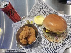 -TRIPS BURGER(大钟寺店)