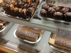 -上海哈尔滨食品厂(合生汇店)