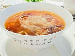 精品碗仔翅-香港龙凤楼(巨鹿路洋房店)