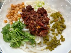 -汗腾格里·风味餐厅(新疆驻京办店)