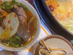 -赵美丽·重庆社区火锅·直营店(火车东站·中豪国际店)