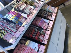 -4iNLOOK美瞳店(上海日月光中岛店)
