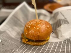 -Ribs & Burgers The Rocks