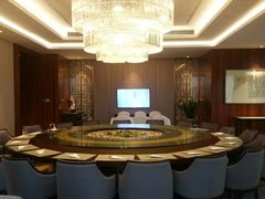 包厢-南湖名都·景湖轩全日制餐厅·海鲜自助·东南亚风味·临湖而食