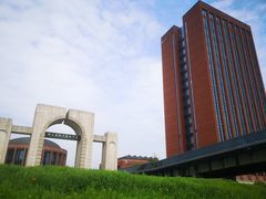 -浙江省杭州高级中学(钱江校区)