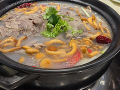 -九寨沟特色牦牛肉汤锅