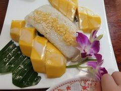 -Dang restaurant (patong phuket)