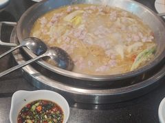-老来福·非遗酸汤兔(凯旋路店)
