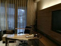 -上海滴水湖皇冠假日酒店