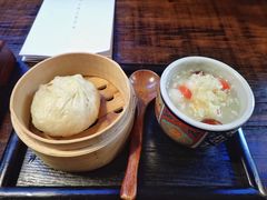 -银米·云南传统过桥米线(双廊黑金冠店)