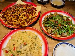 -泥糊破店小酒馆·团建聚餐(南京西路店)