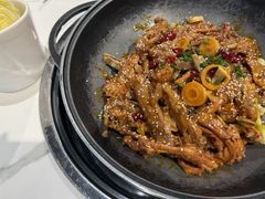 -张大师鸭爪爪特色火锅(万达店)