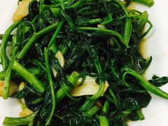 -明记烧鱼美味店