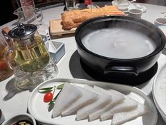 -滋粥楼·顺德菜(番禺广场总店)