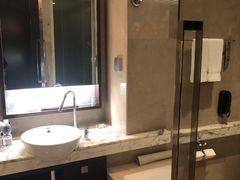 -上海龙之梦万丽酒店