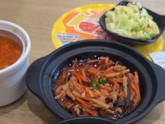 -老娘舅餐厅(黄龙体育中心店)