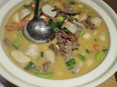 -头上红煨盐鸡·非遗院子餐厅