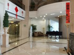 -汕尾巴黎半岛酒店