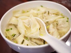 三鲜馄饨-王興記(中山路店)
