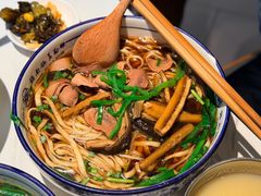 -镇南锅盖面馆(解放路店)