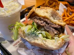 -The Habit Burger Grill 哈比特汉堡(复兴soho店)
