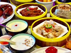 -蝴蝶里·粤菜·点心(滨江龙湖店)