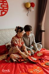 -禕·愫白婚纱商店