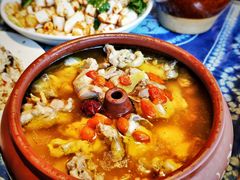 汽锅鸡-香满楼(临安路店)