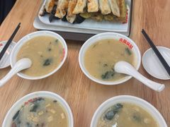 墨鱼锅贴-众品老方子锅贴甜沫(李村店)