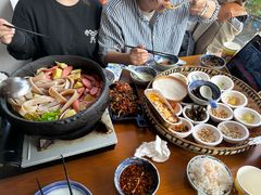 -包整·丝娃娃(一览甲秀楼风景店)