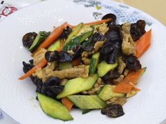 蛋香木须肉-京秀缘蒸汽海鲜农家菜大馅蒸饺
